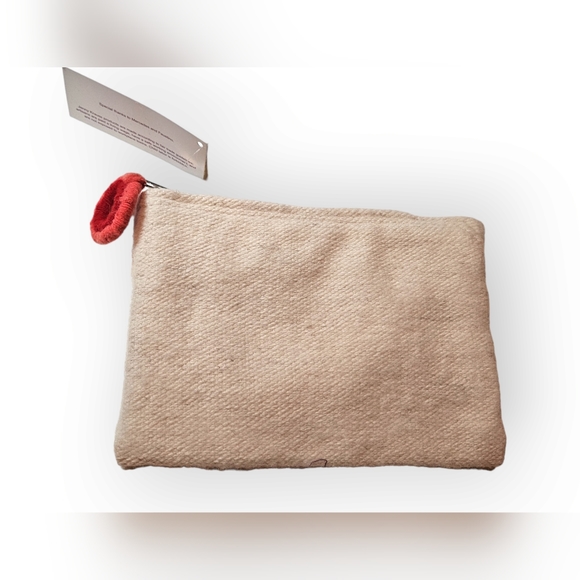 Jenny Krauss Fair Trade Heartful Wool Love Pouch - Picture 3 of 8